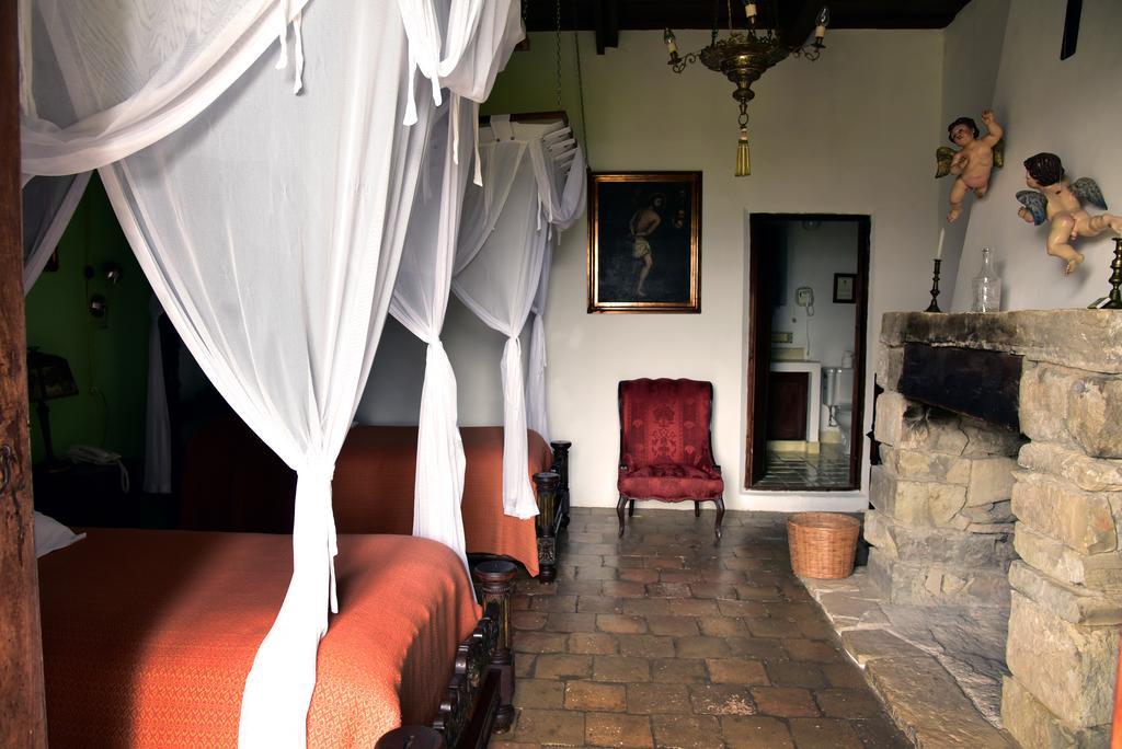 Parador-Museo Santa Maria La Trinitaria エクステリア 写真